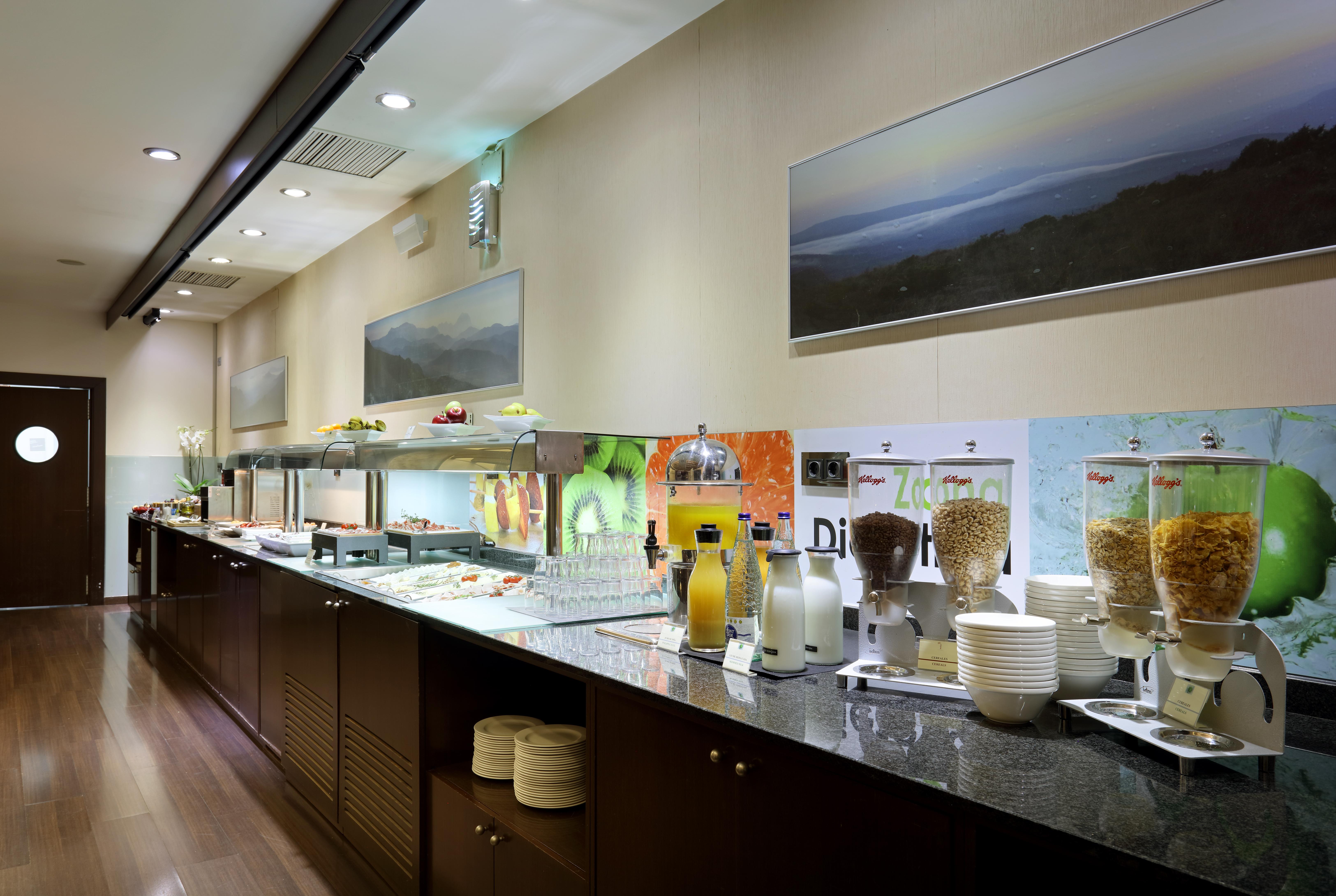 ยูโรสตาร์ เซนตรุม อลิกันเต Hotel อาลิกันเต ภายนอก รูปภาพ