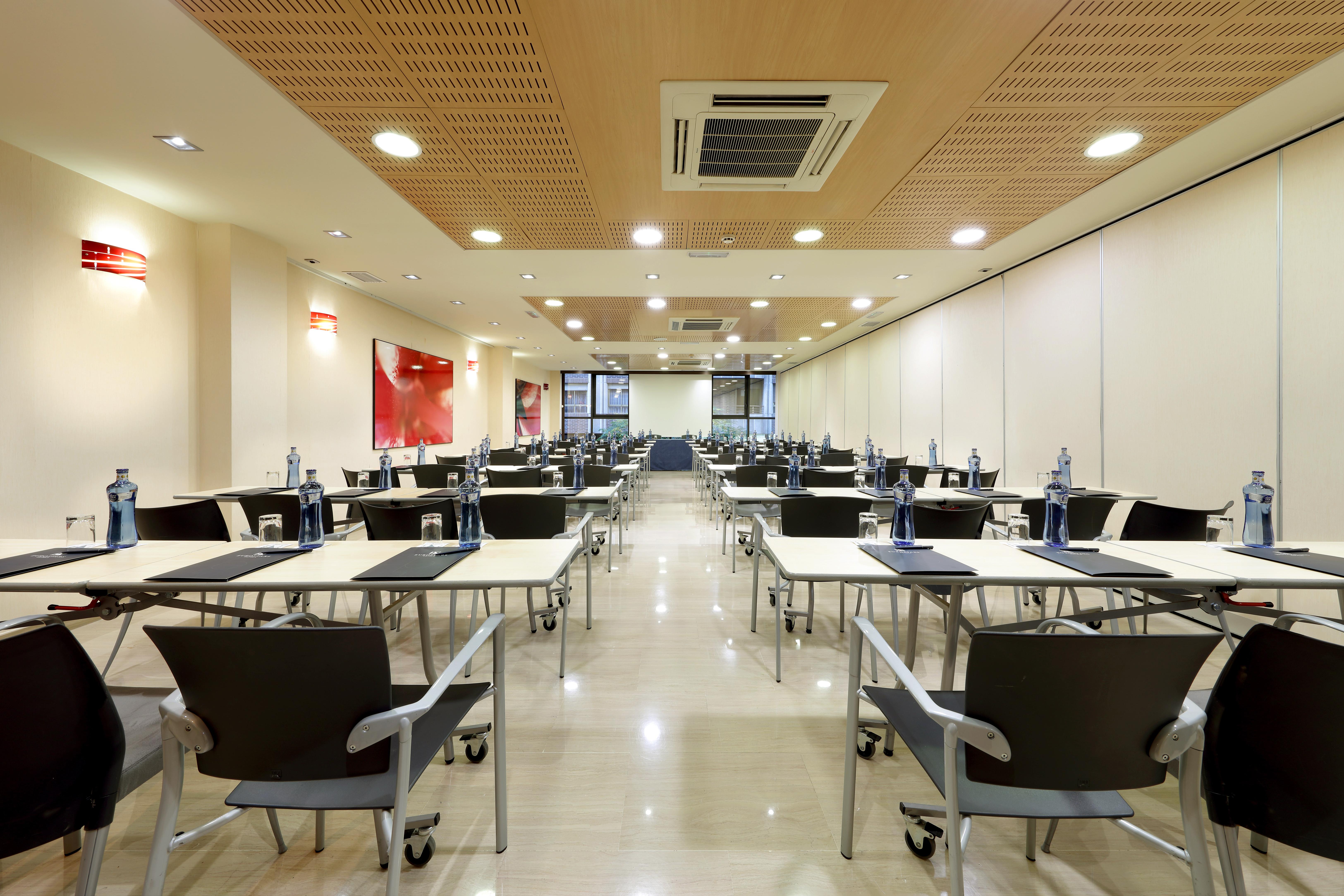 ยูโรสตาร์ เซนตรุม อลิกันเต Hotel อาลิกันเต ภายนอก รูปภาพ