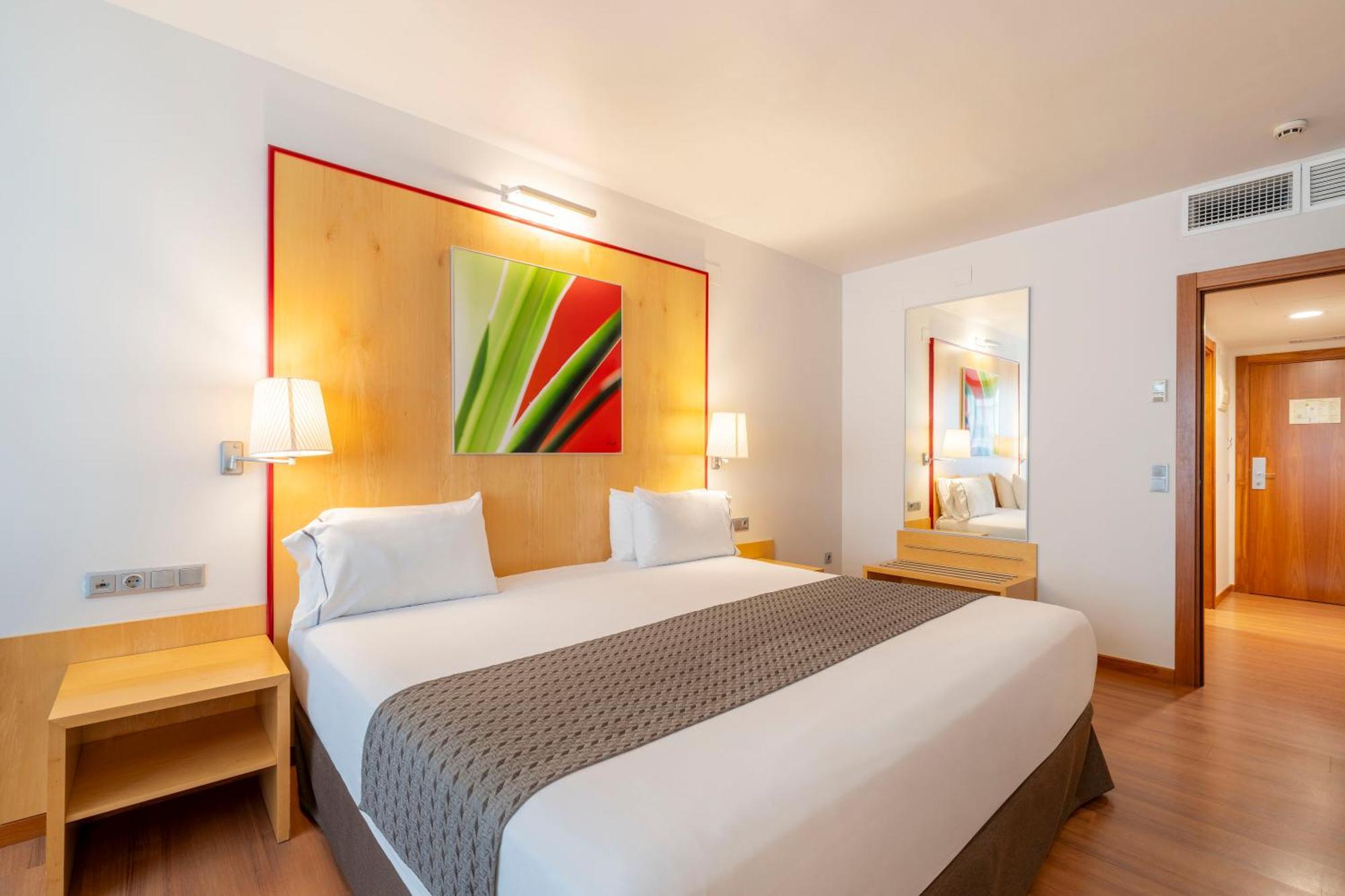 ยูโรสตาร์ เซนตรุม อลิกันเต Hotel อาลิกันเต ภายนอก รูปภาพ